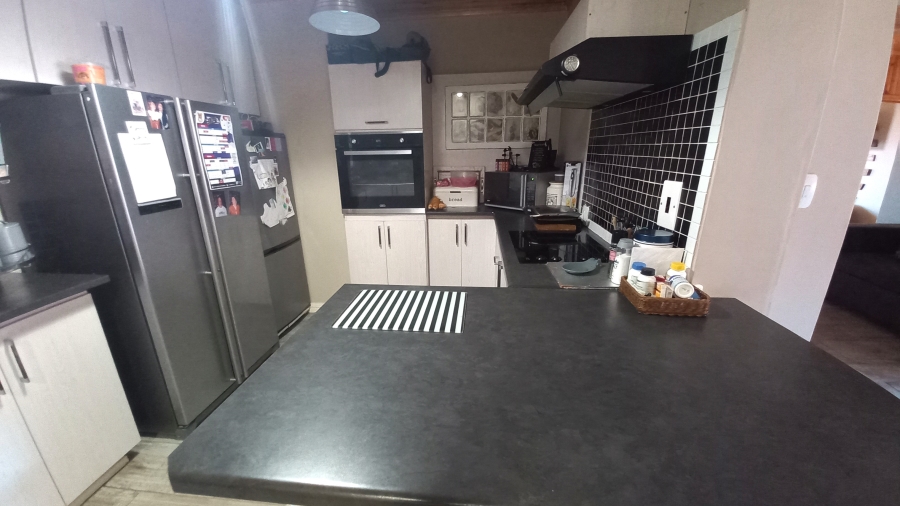 4 Bedroom Property for Sale in Vredenburg Western Cape